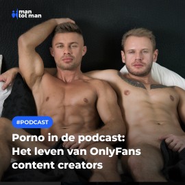 twee naakte mannen zitten naast elkaar met de tekst porno in de podcast: het leven van onlyfans content creators